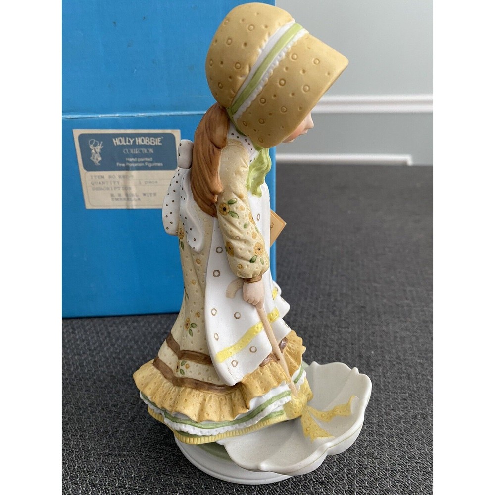Vtg Holly Hobby Windy Weather Girl w/Umbrella HandPainted Porcelain Figurine IOB - Picture 7 of 10